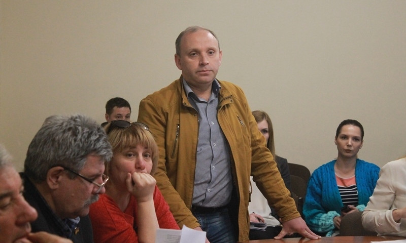 Николаевский офицер- активист больше года не может получить разрешение на строительство гаража