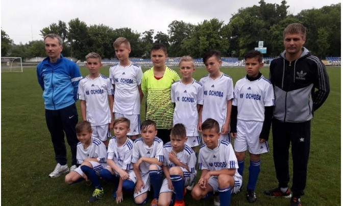 Юные футболисты из Первомайска достойно выступили на Всеукраинском турнире «Кожаный мяч»