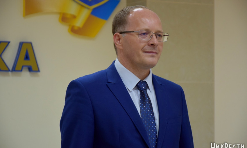 Барна заявил, что ничего не мешает ему быть директором аэропорта «Николаев» и возглавлять «бюджетную комиссию» в облсовете