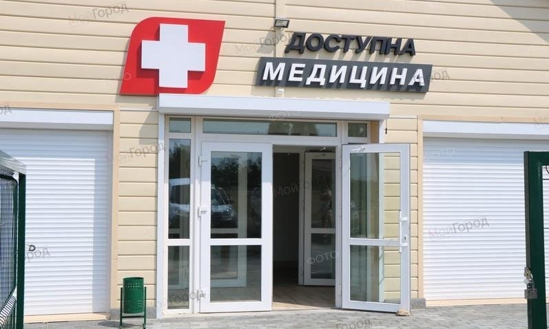 В Николаевском районе в только что отстроенной и еще не введенной в эксплуатацию амбулатории треснула стена