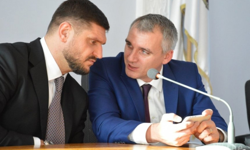 Сенкевич ответил, как будет работать вместе с губернатором Савченко: «Любви у нас с ним точно не получится уже»