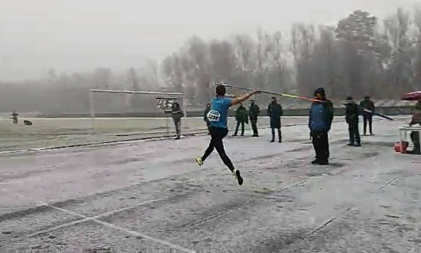Николаевские спортсмены выступили на зимнем чемпионате Украины по легкоатлетическим метаниям