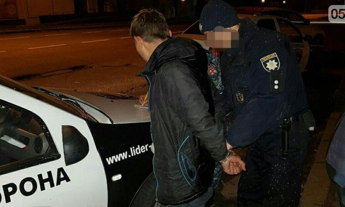 В Николаеве ночью задержали грабителя "Пивной кружки"