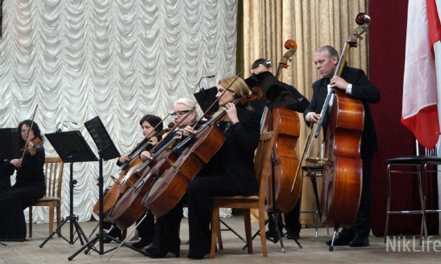 В Николаеве состоялся концерт камерного оркестра «Ars Nova»