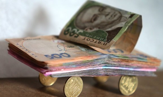 Зарплата николаевцев в новом году уменьшилась на 16,9%, - статистика