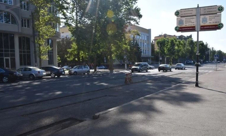 В Николаеве под приезд Зеленского второй раз за месяц начали ремонт «многострадальной» улицы