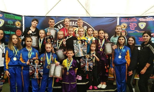 Юные кикбоксеры из Николаева  завоевали 27 медалей 