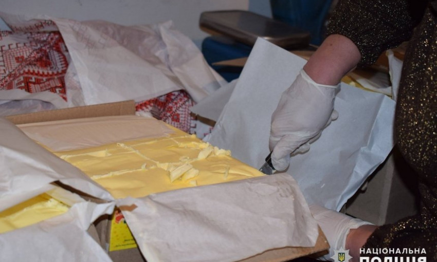 Вместе с фальшивым маслом в Николаевский КОП привозили пару коробок настоящего — для лаборатории