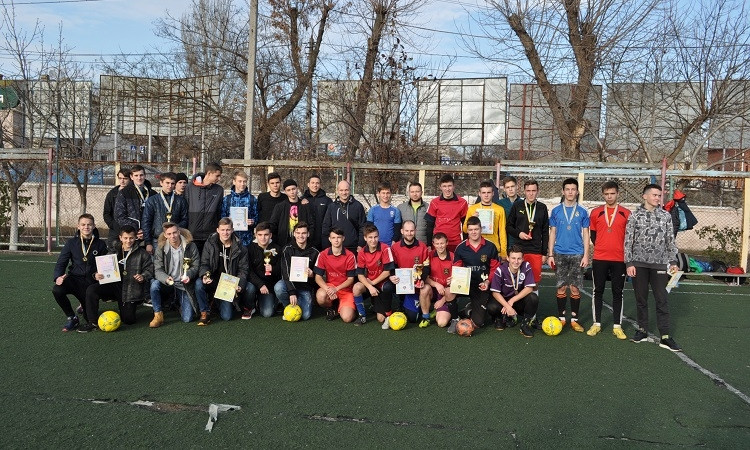 Лига уличного футбола наградила призеров осеннего Кубка «Юниоры»