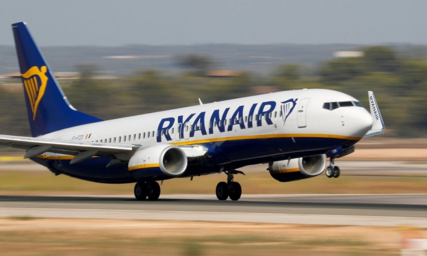 В аэропорт «Херсон» прилетает первый самолет Ryanair из Кракова