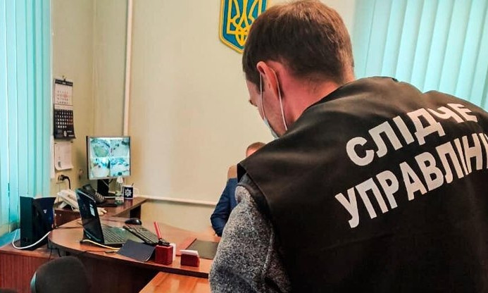 На Николаевщине полицейские задержали предпринимателя за попытку подкупа начальника райотдела