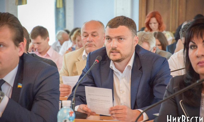 Дятлов призвал поменять вице-мэров и переформатировать исполком