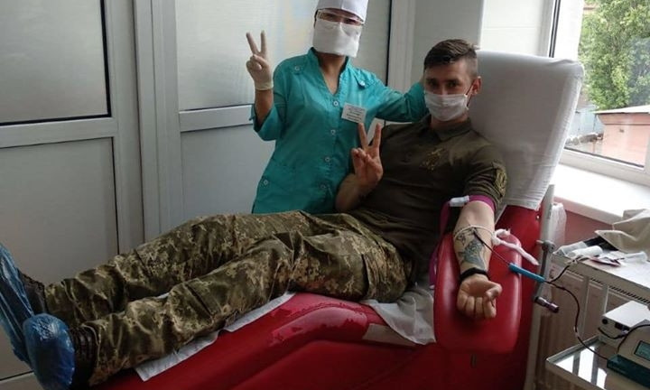 Морские пехотинцы продолжают помогать онкобольным детям Николаевщины
