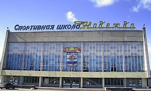 Первый вице-мэр Николаева отчитал начальника управления спорта за то, как собираются реконструировать с/к «Надежда»