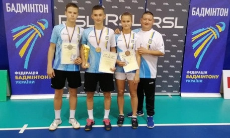 Михаил Вишневый выиграл чемпионат Украины в одиночной категории по бадминтону 