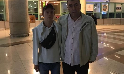 Подростка из Николаева специалисты службы по делам детей отравили на воспитание к отцу в Турцию