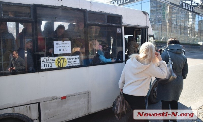 В Николаевском транспорте не соблюдают карантинный режим, но есть исключения