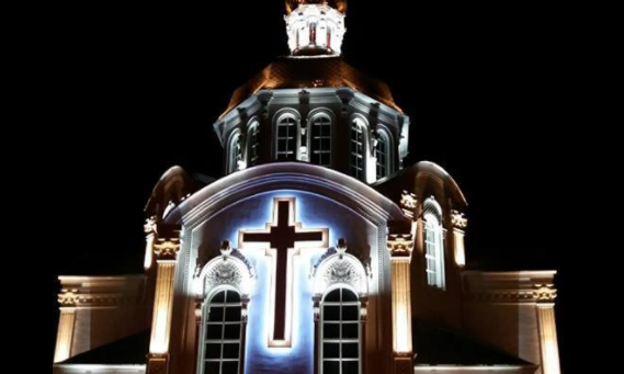 В Южноукраинске Храм Христа Спасителя засиял огнями после реставрации