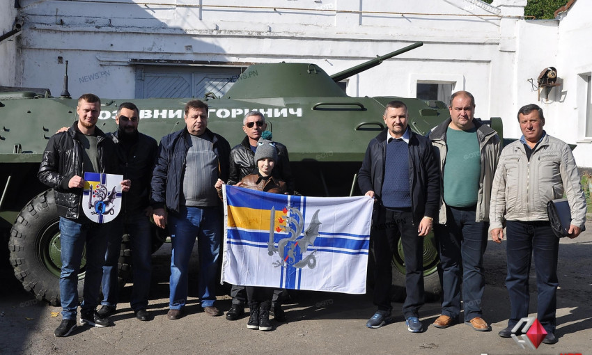 Николаевский бронетанковый завод и волонтеры передали в музей ракетных войск отреставрированный БТР