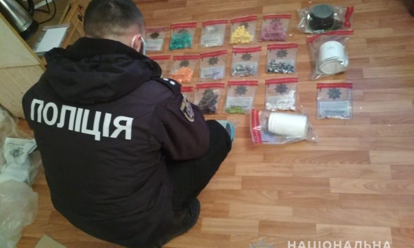 В Николаеве поймали молодого человека с партией наркотиков