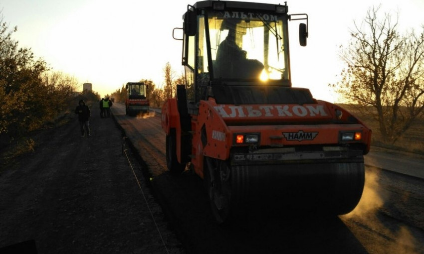 Продолжается ремонт скандальной автодороги Н-11 «Днепропетровск-Николаев»