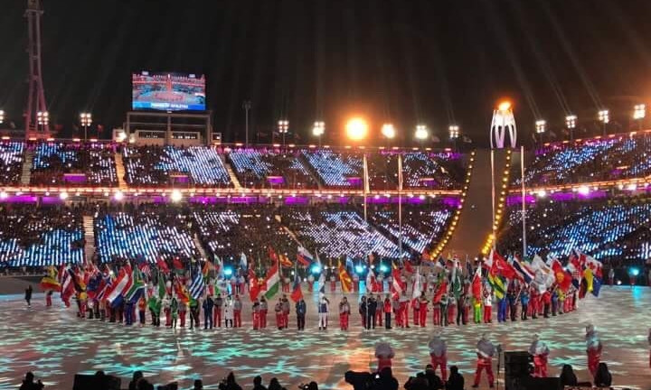 Торжественное закрытие Олимпиады-2018: Николаевец Абраменко пронес флаг Украины