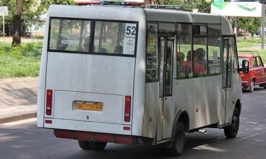 Николаевский перевозчик маршрутного такси самовольно повысил цену за проезд