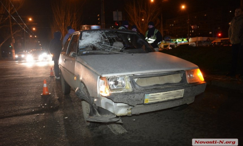 Пешехода сбили на пешеходном переходе в Центре Николаева