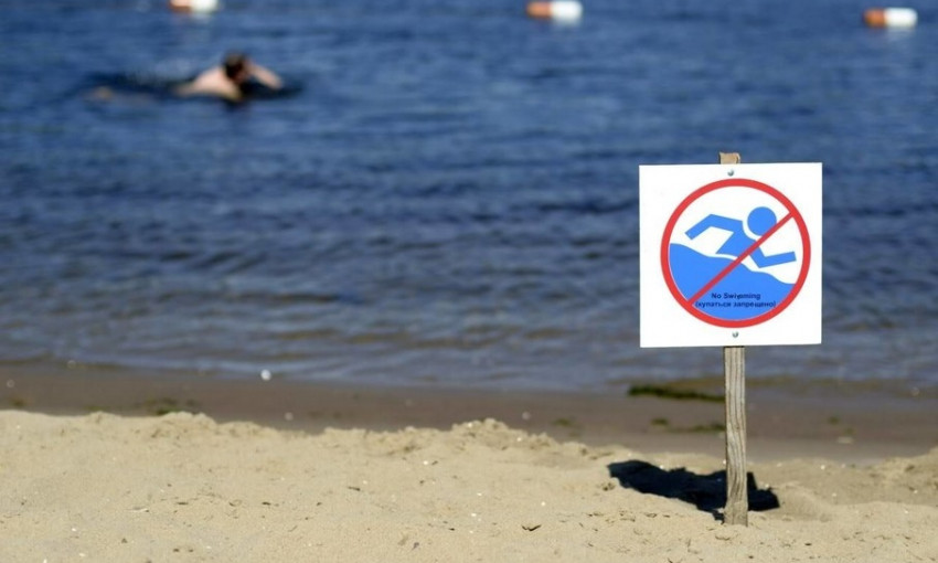 Пляж Коблево-Рыбаковской зоны Николаевщины пополнил список опасных для отдыха