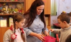 Студенты николаевской Аграрки поздравили воспитанников Привольненской специализированной школы-интерната с новогодними праздниками