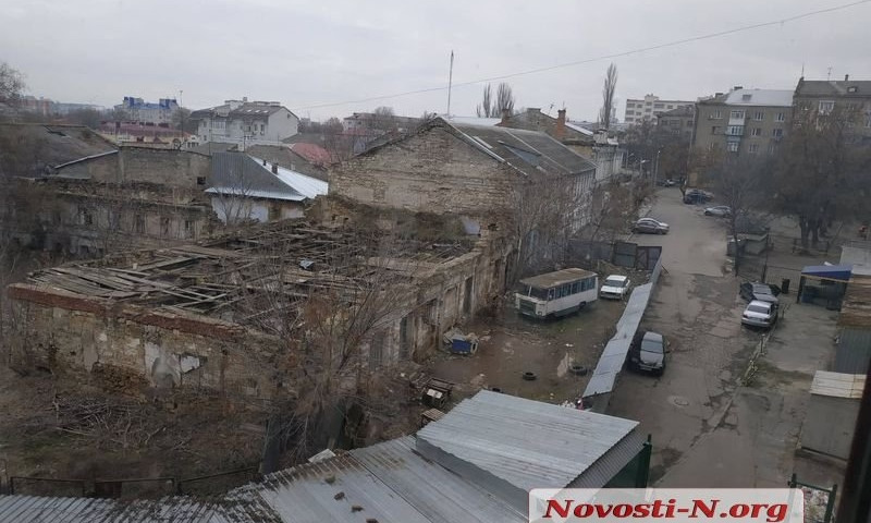 Из-за нового масштабного строительства может рухнуть гостиница «Украина»