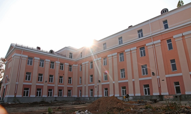 В Николаеве подрядчики обещают к новому учебному году закончить ремонт в 36 школе