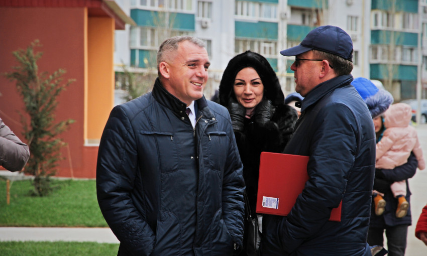 В Николаеве 123 семьи получили ордера на новые квартиры