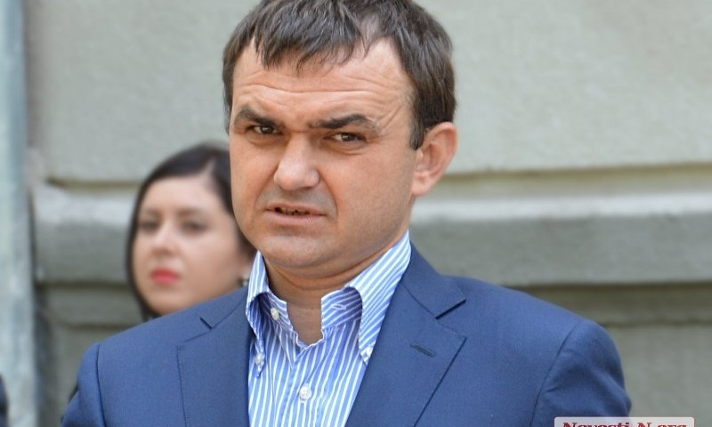 Экс-губернатора Николаевщины подозревают в незаконном выделении участка - в ОГА провели обыск