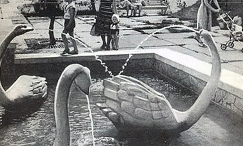 На реконструкцию фонтана, где ранее красовались лебеди, объявлен тендер