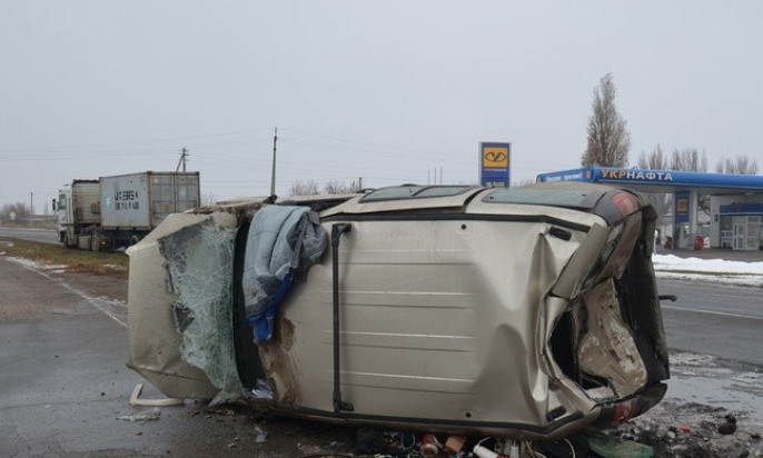 На автотрассе «Николаев-Ульяновка» столкнулись грузовик Renault и автомобиль Fiat Doblo, есть пострадавшие