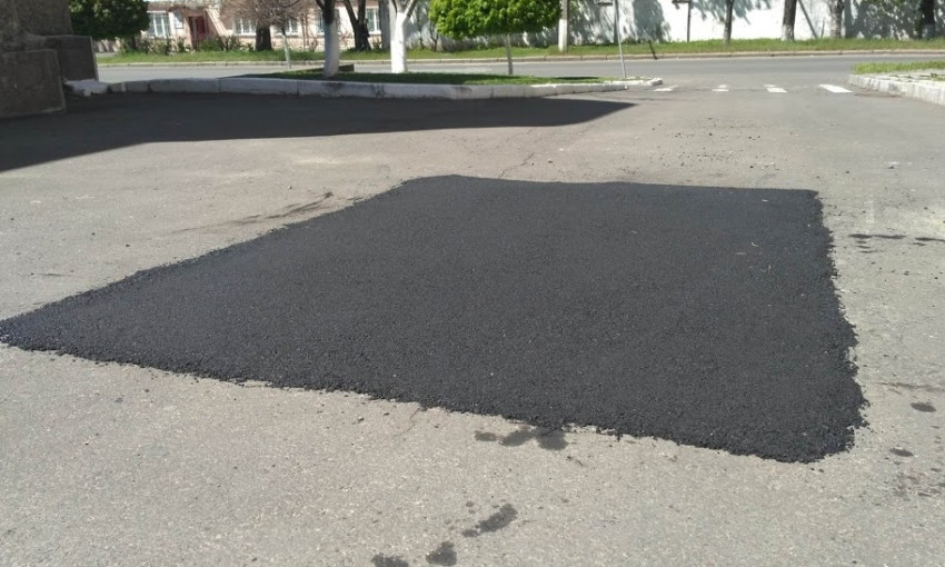 На майские праздники "Николаевводоканал" ремонтировал улицы города
