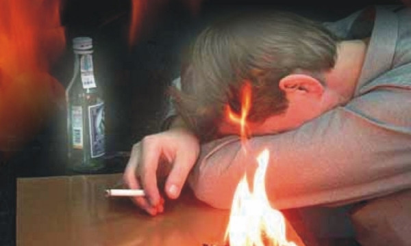 Из-за курения в состоянии алкогольного опьянения произошел пожар