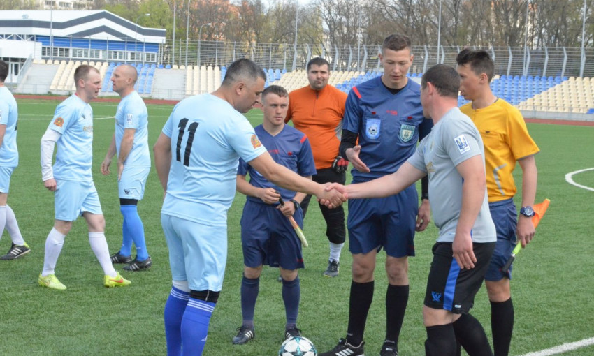 В Николаеве проходит Открытий чемпионат Федерации футбола Украины среди команд «Лиги участников АТО»