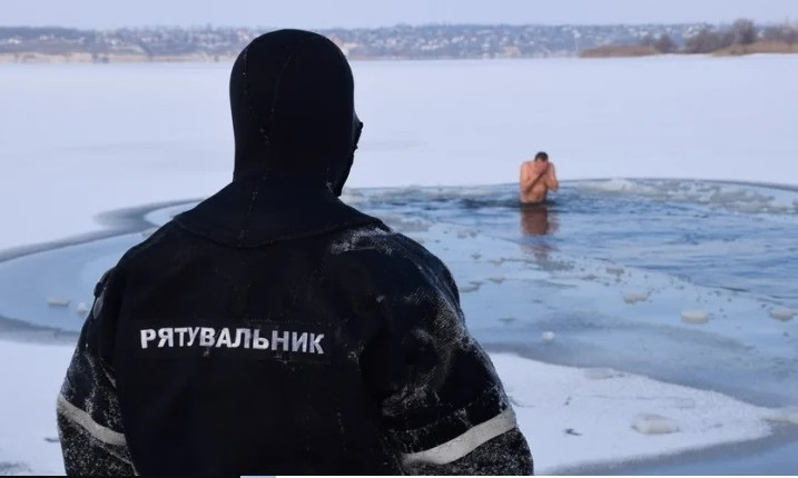 В Николаеве после купания в проруби  женщина потеряла сознание