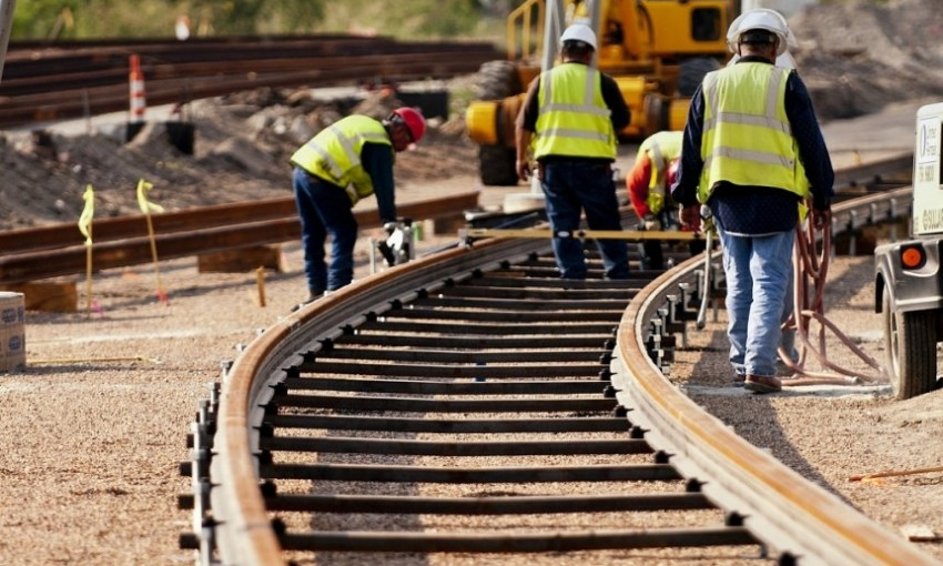 Железнодорожники отчитались о масштабном ремонте железнодорожного пути «Веселиново - Николаев» 