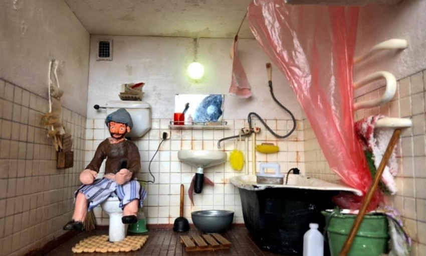 В Николаевской области появилась инсталляция в виде ванной комнаты