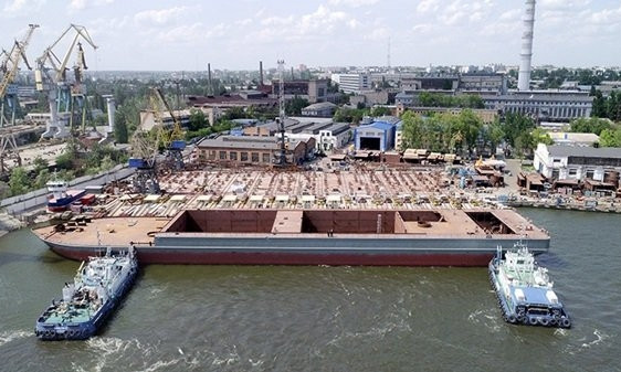 В Николаеве спустили на воду самое большое судно за 25 лет