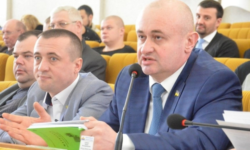 Депутат Николаевского облсовета Олабин призвал открыть уголовное дело на Порошенко