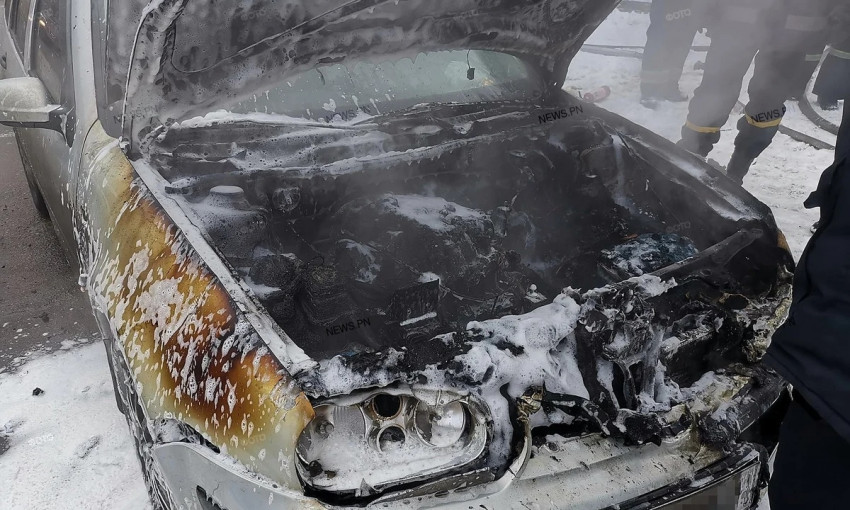 В Николаеве сгорел Volkswagen, после ремонта ГБО пахло газом