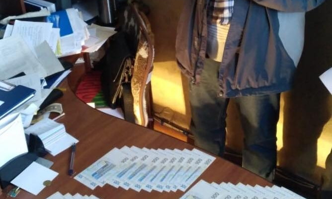 В Николаеве правоохранителями задержан директор госпредприятия за вымогательство и получение взятки в размере 20 тысяч гривен