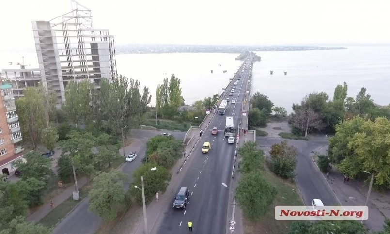 В Николаеве депутаты дали согласие на передачу Ингульского и Варваровского мостов государству