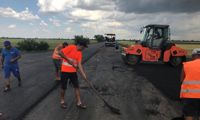 Продолжается капитальный ремонт Николаевских автодорог