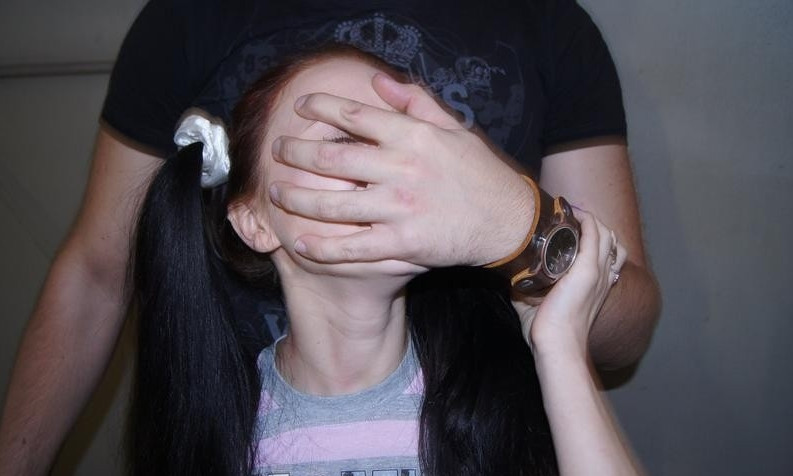 На Николаевщине 15-летняя школьница сообщила, что ее изнасиловали