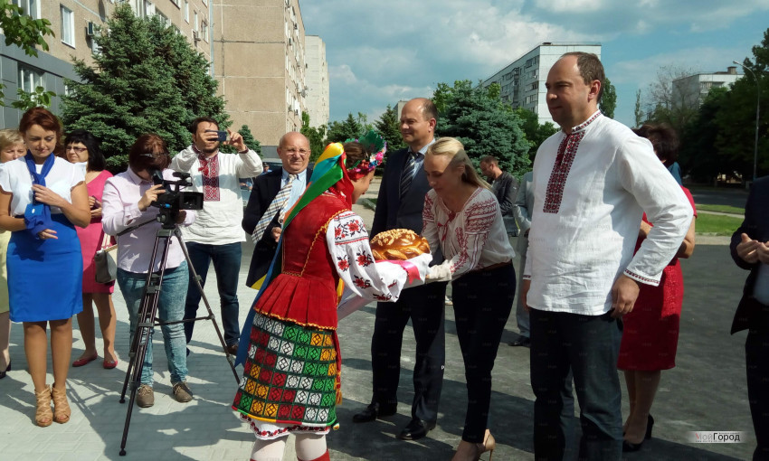 В Южноукраинске открыли современный Центр предоставления админуслуг